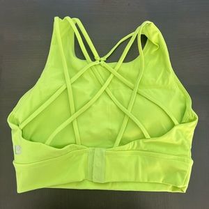BUFF BUNNY sports bra in lime green size Medium